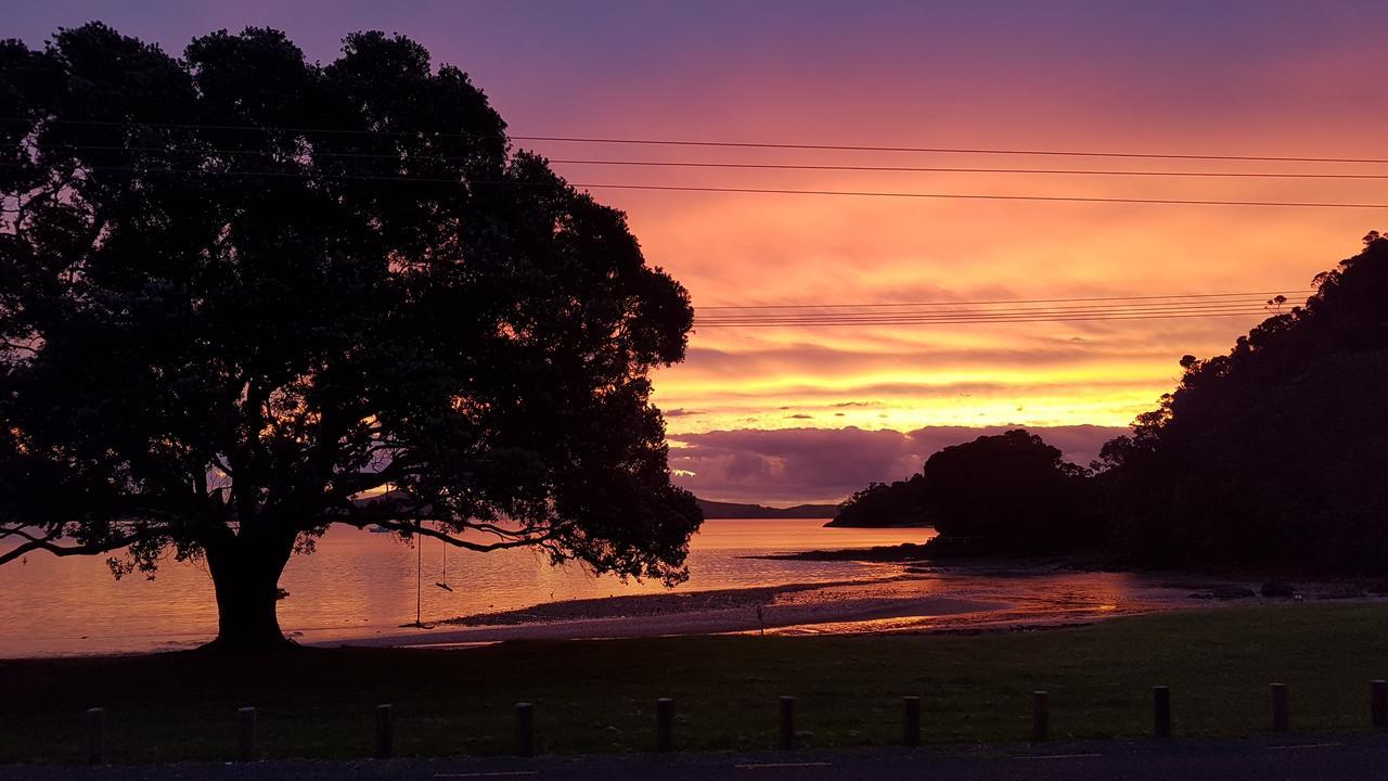 Oamaru Bay Tourist Park Hotel Coromandel Екстериор снимка